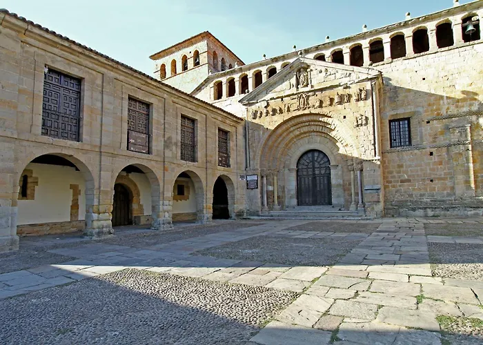 Caserios 度假居 *